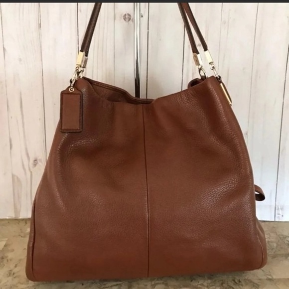 Coach Handbags - 🌻🌻🌻COACH PHOEBE LEATHER BROWN SHOULDER BAG